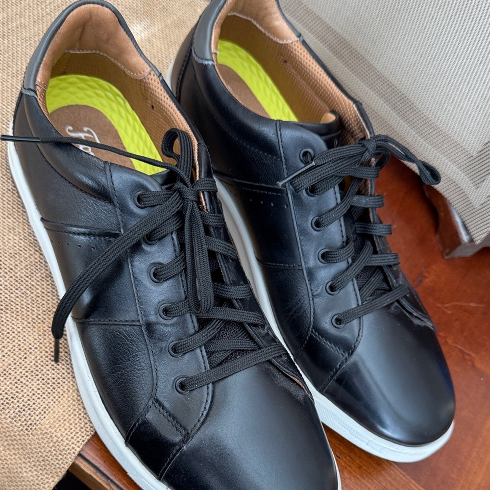 Florsheim Black Leather Sneakers